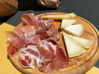 Prètto Prosciutteria E Convivio