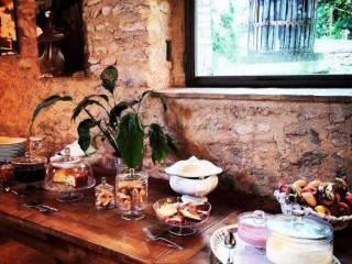Borgo Della Marmotta Farm Resort