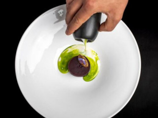 /gu.stà.re/ Oltrecucina