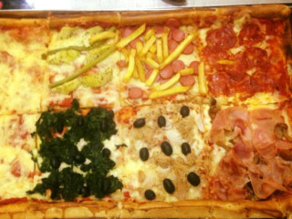 Pizza Al Pomodoro
