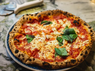 Pizzeria Da Enzo 13.5