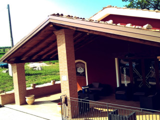Yes Boss Agriturismo/steakhouse