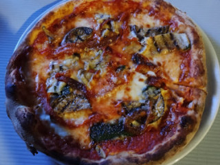 Mystic Pizza