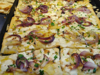 Al 103 Art Pizza