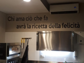E' Ora Di Pizza