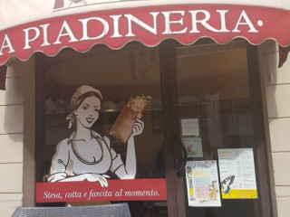 La Piadineria Via Ghinaglia