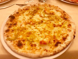 Ago's Pizza