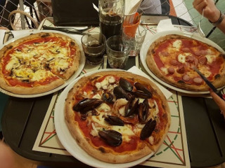 Atletico Farina Pizza E Cucina