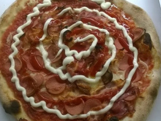 Pizzeria Pomodoro E Basilico