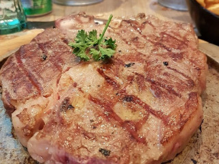 Roadhouse Grill
