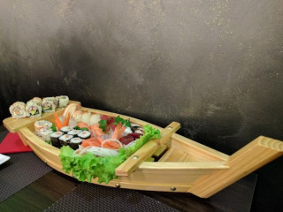 Sakura Sushi Wok