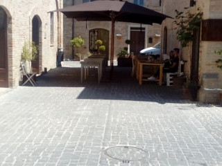Pane E Vino Wine Restaurant Bar