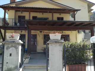 Lupus In Tavola