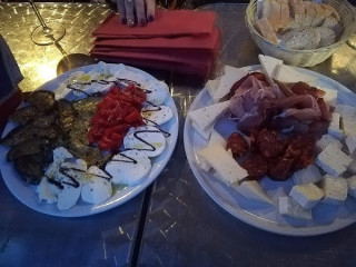 Glamour Cafe'