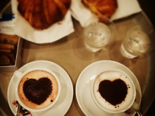 Lazzarella Cafe
