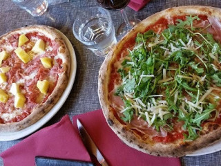 Pizzeria Asso Di Quadri