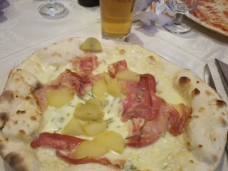 Pizzeria Pub Betty's Hill