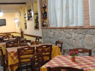La Cantina Pizzeria Braceria