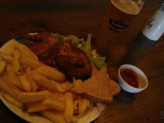 Tre Province Pub