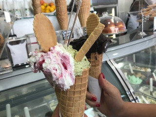 Gelateria La Lunatica
