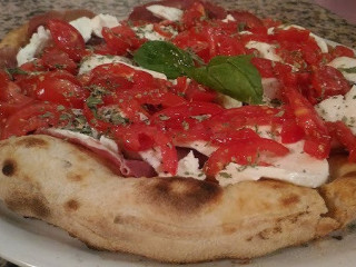Mediterraneo Pizzeria