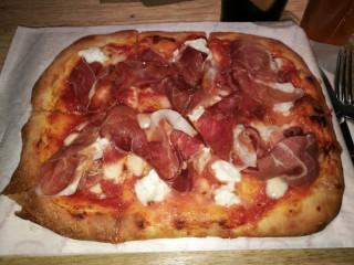 Flambà¤r Bistrot