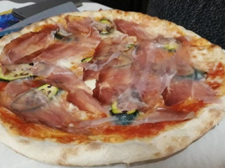 Pizzeria La Torre Sul Lago