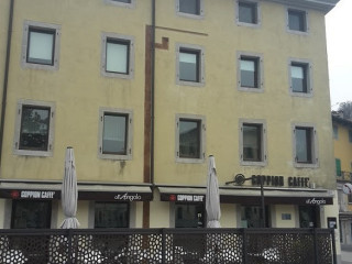 All'angolo