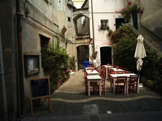 Mastrovini Enoteca Con Cucina
