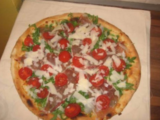 Big Pizza