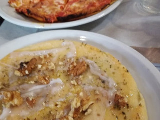 Pizzeria Pà E Fioi