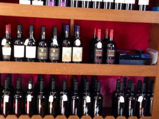 Enoteca Vini E Dintorni
