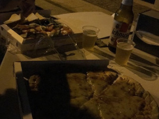 Lo Spizzico Pizzeria D ' Asporto Isola Rossa