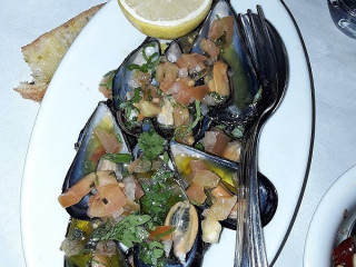 Trattoria La Canonica
