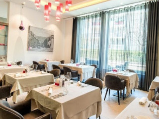 Restaurant Tapas Bar The Gallery