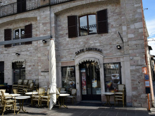 Cafe' Central