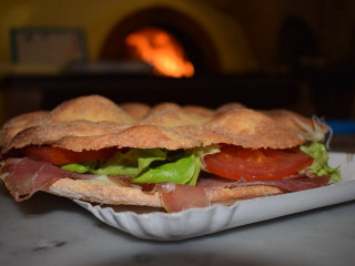 Minnie Risto Pizza Di Arapu Albert Alin