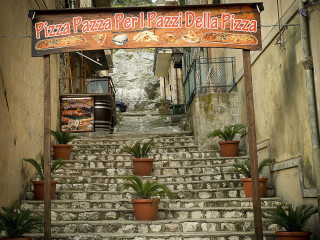 Pizza Pazza Per I Pazzi Della Pizza