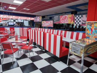 Diner's City