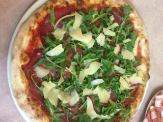 Pizzeria Napule E