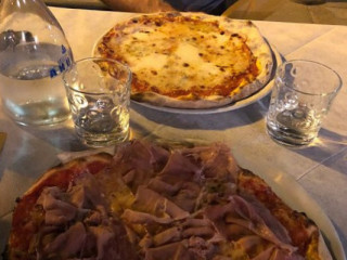 Nuova Pizzeria Bruna Di Acchiardi Bruno C