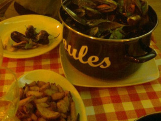 restaurant image