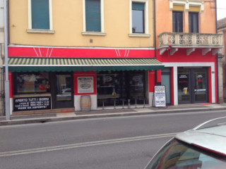 Pizzeria La Botte Tre