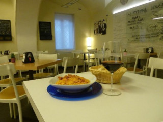 Piccolo Bistrot
