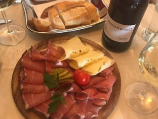 Ristorante Pizzeria Bar Guater Tropfen