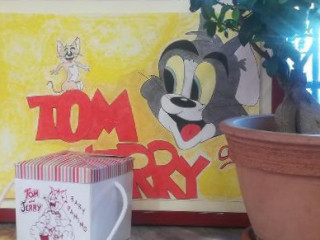 Paninoteca Tavola Calda Tom&jerry Tecchiena