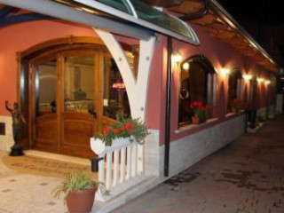 -pizzeria-antica Taverna Cantatore-padula-provincia Salerno