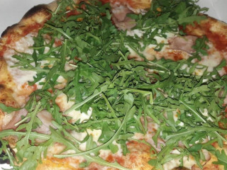 Pizza Al Volo