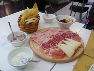 Pane E Vino..al Bettolino