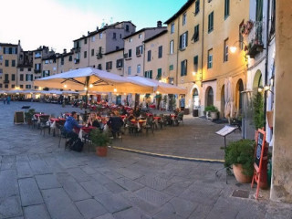 Pane E Vino